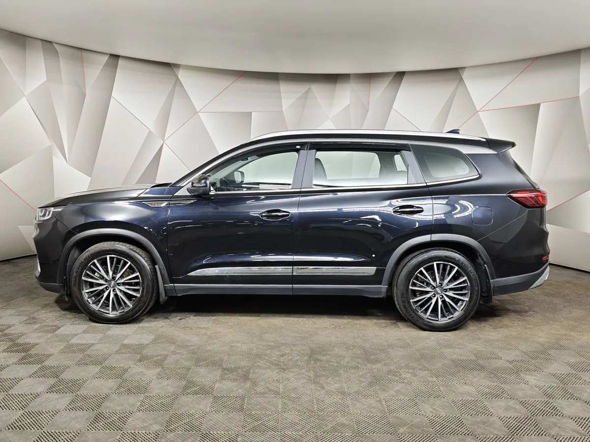 Chery Tiggo 8 Pro 1.6 TGDI DCT7 (186 л.с.) Highline (пакет Ultimate) Черный в АВИЛОН. Слайд №5