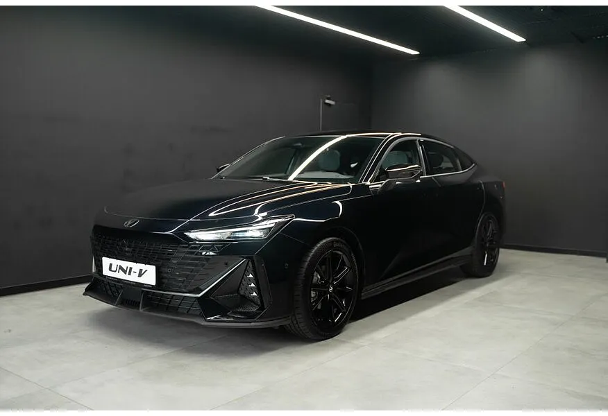 АВИЛОН - Changan UNI-V 1.5 AMT (181 л.с.) Tech Черный - slide 9464343