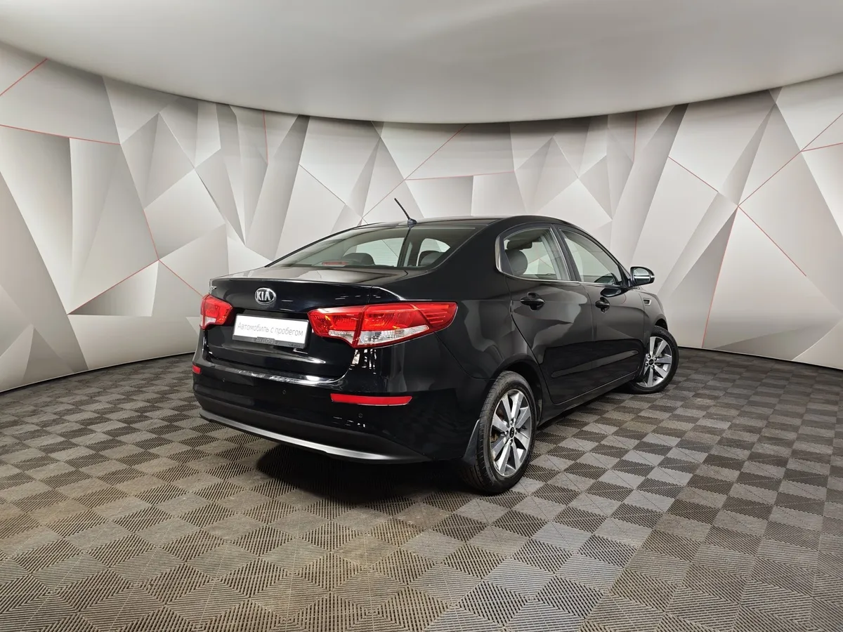 Kia Rio 1.6 AT (123 л.с.) Черный в АВИЛОН. Слайд №2