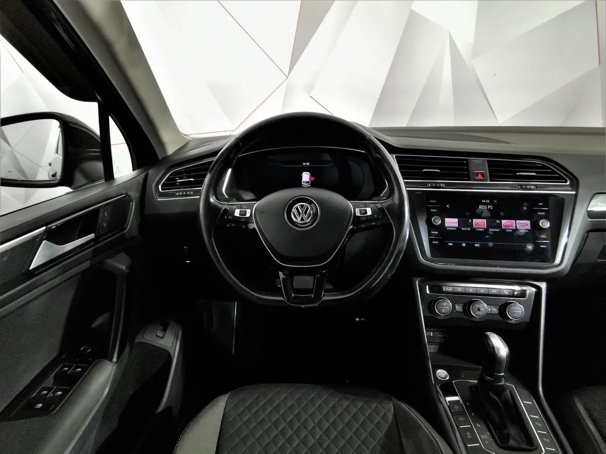 Volkswagen Tiguan 1.4 TSI 4Motion DSG (150 л.с.) Highline Коричневый в АВИЛОН. Слайд №19