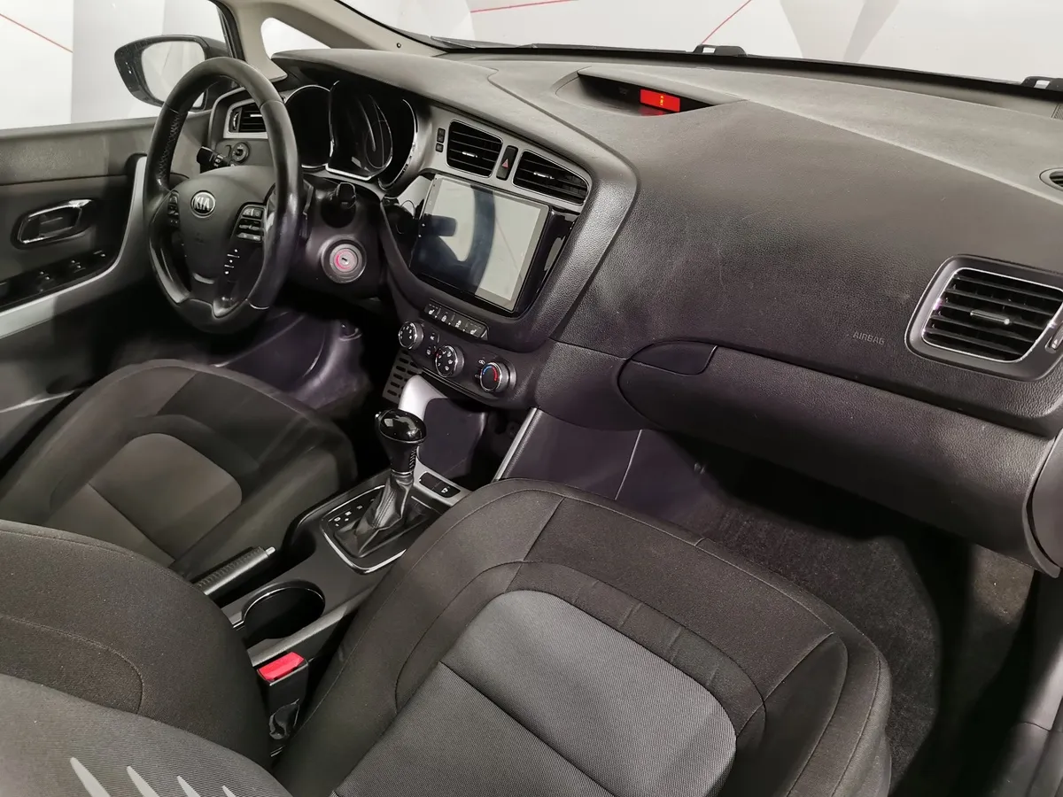 Kia Ceed 1.6 AT (129 л.с.) Серый в АВИЛОН. Слайд №12