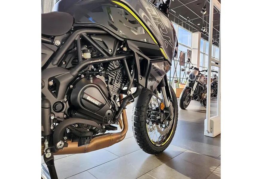 Benelli TRK 702 X 698 см³ (70 л.с.) (70) 698 Серый в АВИЛОН. Слайд №8