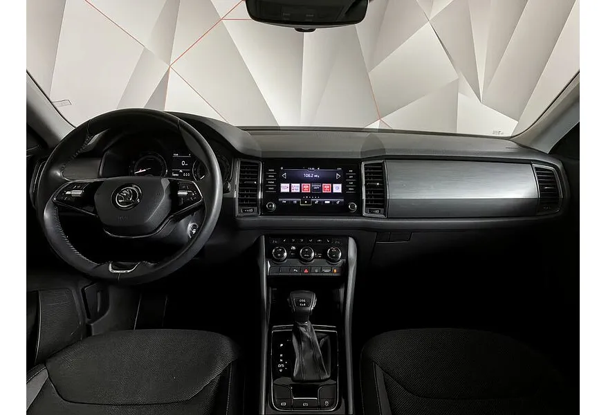 Skoda Kodiaq 2.0 TSI DSG 4X4 (180 л.с.) Черный в АВИЛОН. Слайд №14