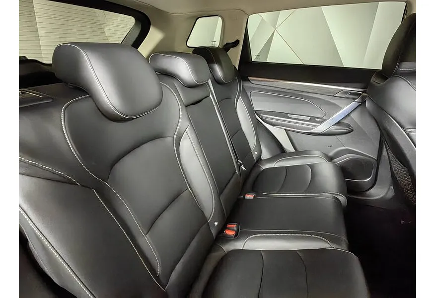 Geely Atlas Pro 1.5T 7DCT AWD (177 л.с.) Flagship Черный в АВИЛОН. Слайд №15