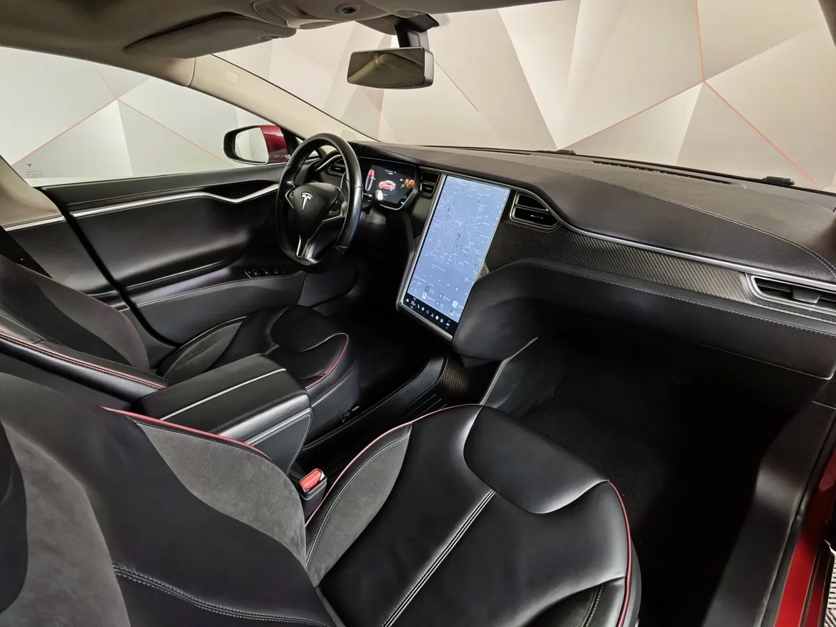 Tesla Model S 85 Performance (421 л.с.) Красный в АВИЛОН. Слайд №12