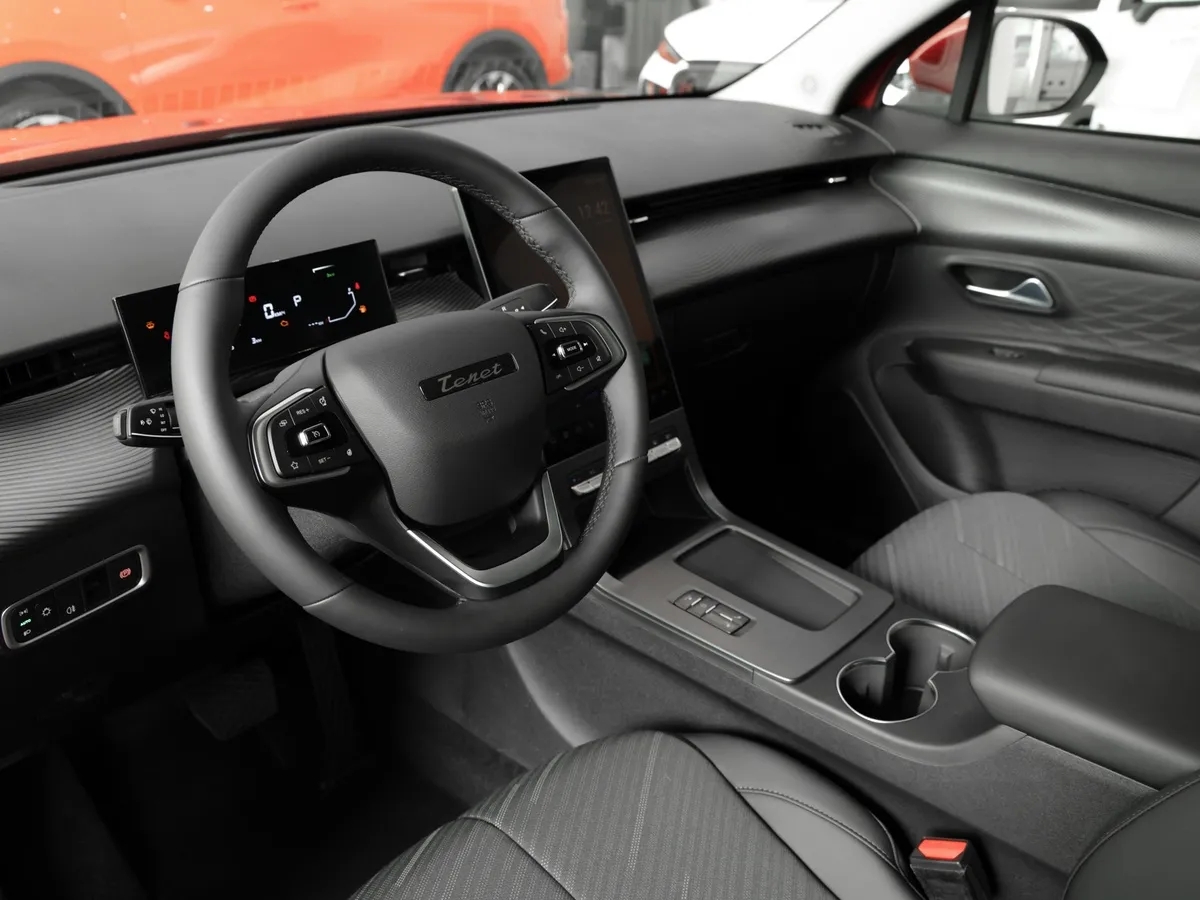 Tenet Plus L4 1.5T 6DCT 2WD (147 л.с.) Стайл Красный в АВИЛОН. Слайд №7