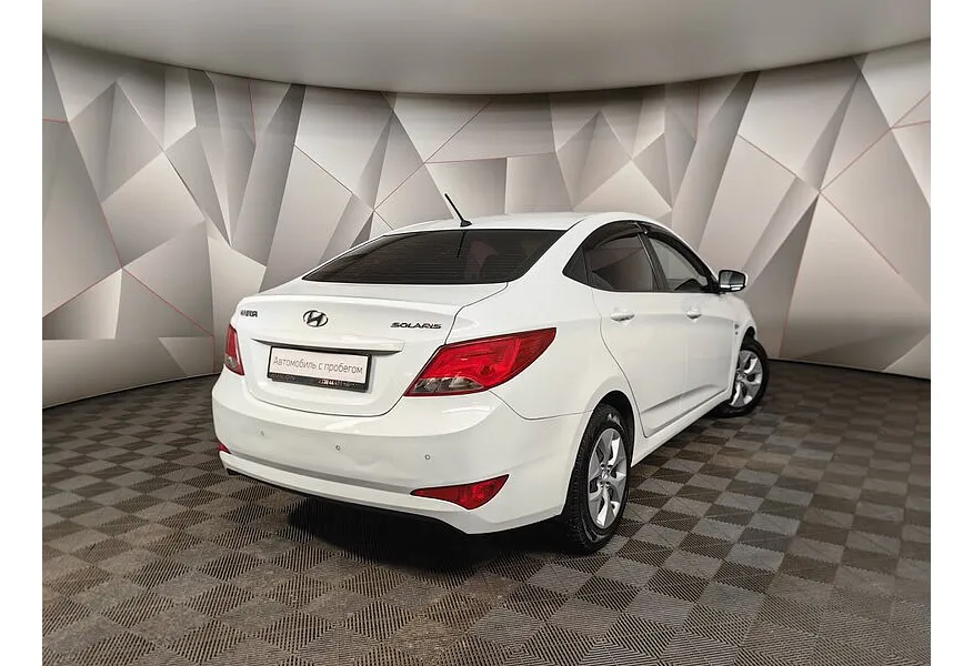 Hyundai Solaris 1.6 AT (123 л.с.) Comfort Белый в АВИЛОН. Слайд №2