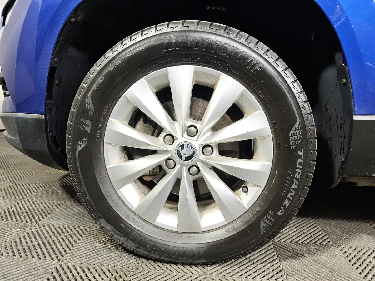 Skoda Karoq 1.4 AT FWD (150 л.с.) Ambition Синий в АВИЛОН. Слайд №9