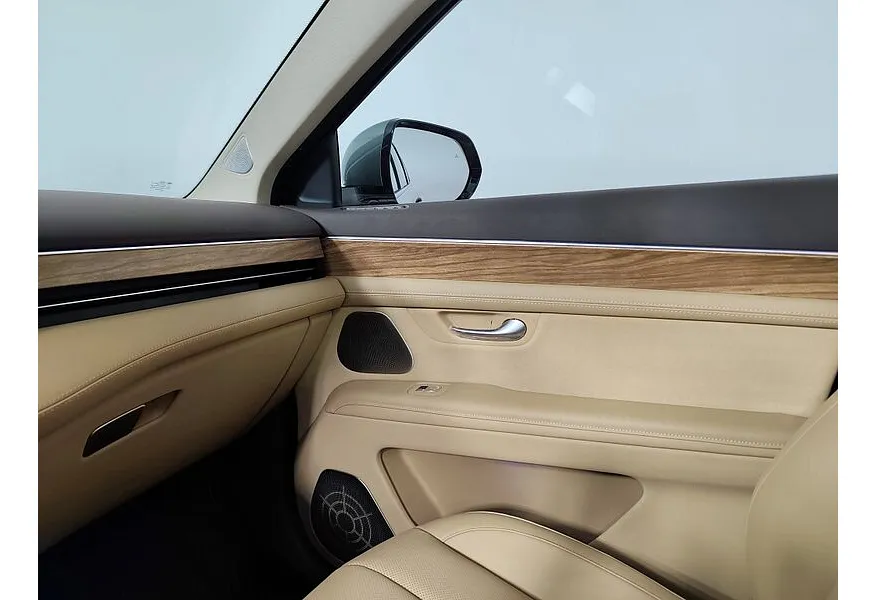 Seres M7 1.5 AT AWD (439 л.с.) Pro Зеленый в АВИЛОН. Слайд №14