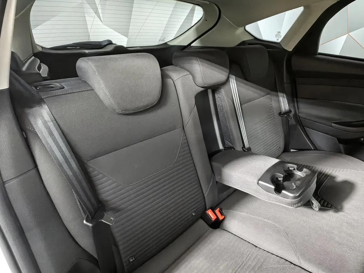 Ford Focus 1.5 EcoBoost AT (150 л.с.) Titanium Белый в АВИЛОН. Слайд №16