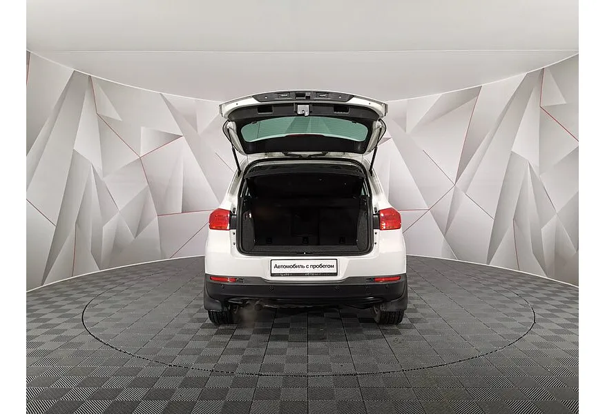 Volkswagen Tiguan 2.0 TSI 4Motion AT (170 л.с.) Sochi Edition Белый в АВИЛОН. Слайд №12
