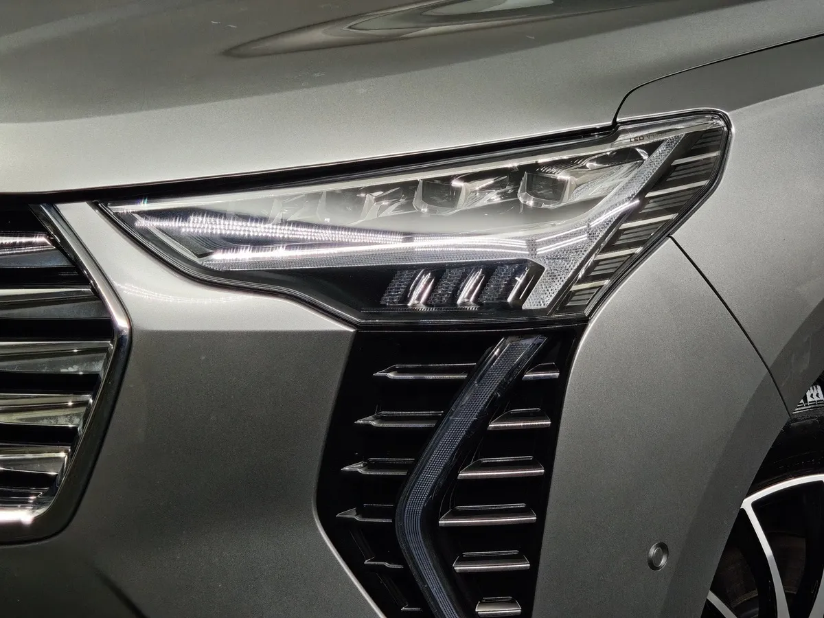 Haval Jolion 1.5 DCT 4WD (150 л.с.) Premium Серый в АВИЛОН. Слайд №10