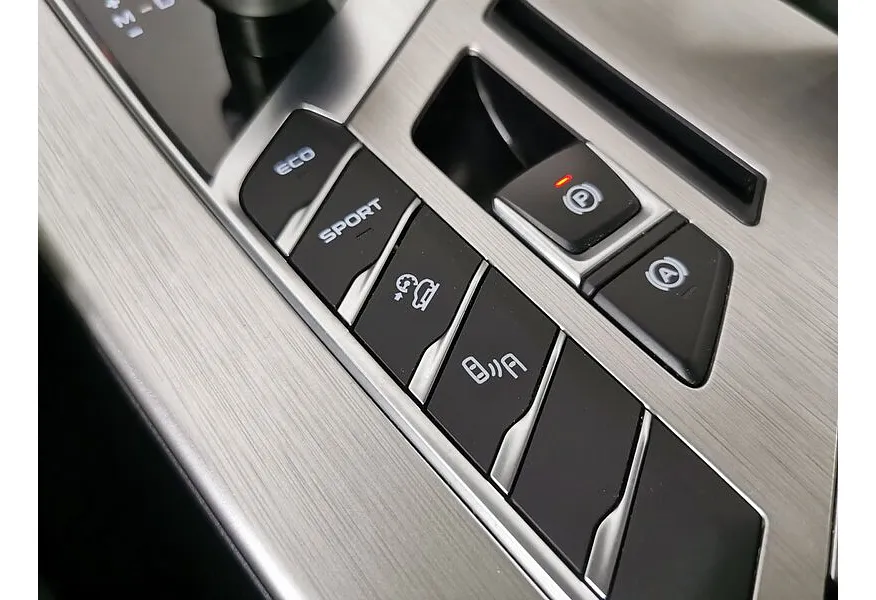 АВИЛОН - Geely Coolray 1.5T 7DCT 2WD (150 л.с.) Luxury Белый - slide 20