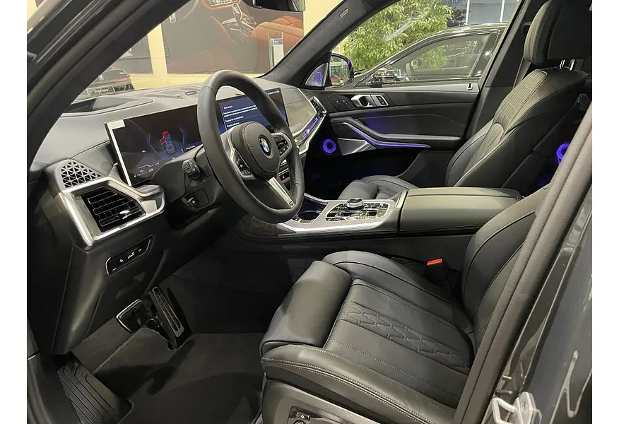 BMW X7 xDrive40d Steptronic (340 л.с.) Серый в АВИЛОН. Слайд №10