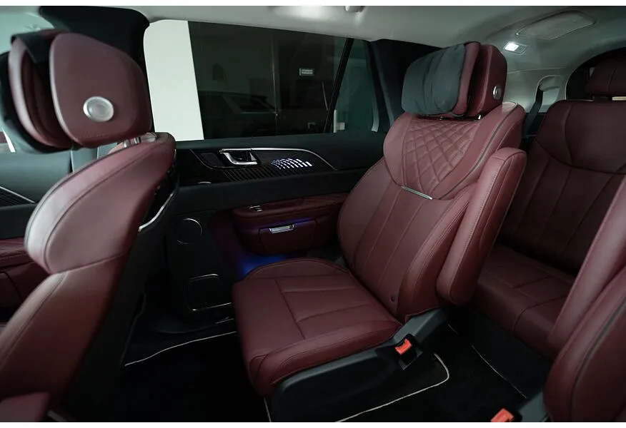 Hongqi E-HS9 AT 4WD (551 л.с.) 6 мест Делюкс Черный в АВИЛОН. Слайд №6