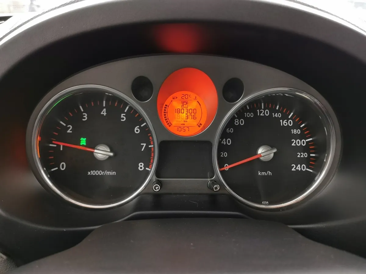 Nissan X-Trail 2.5 CVT AWD (169 л.с.) LE Фиолетовый в АВИЛОН. Слайд №17