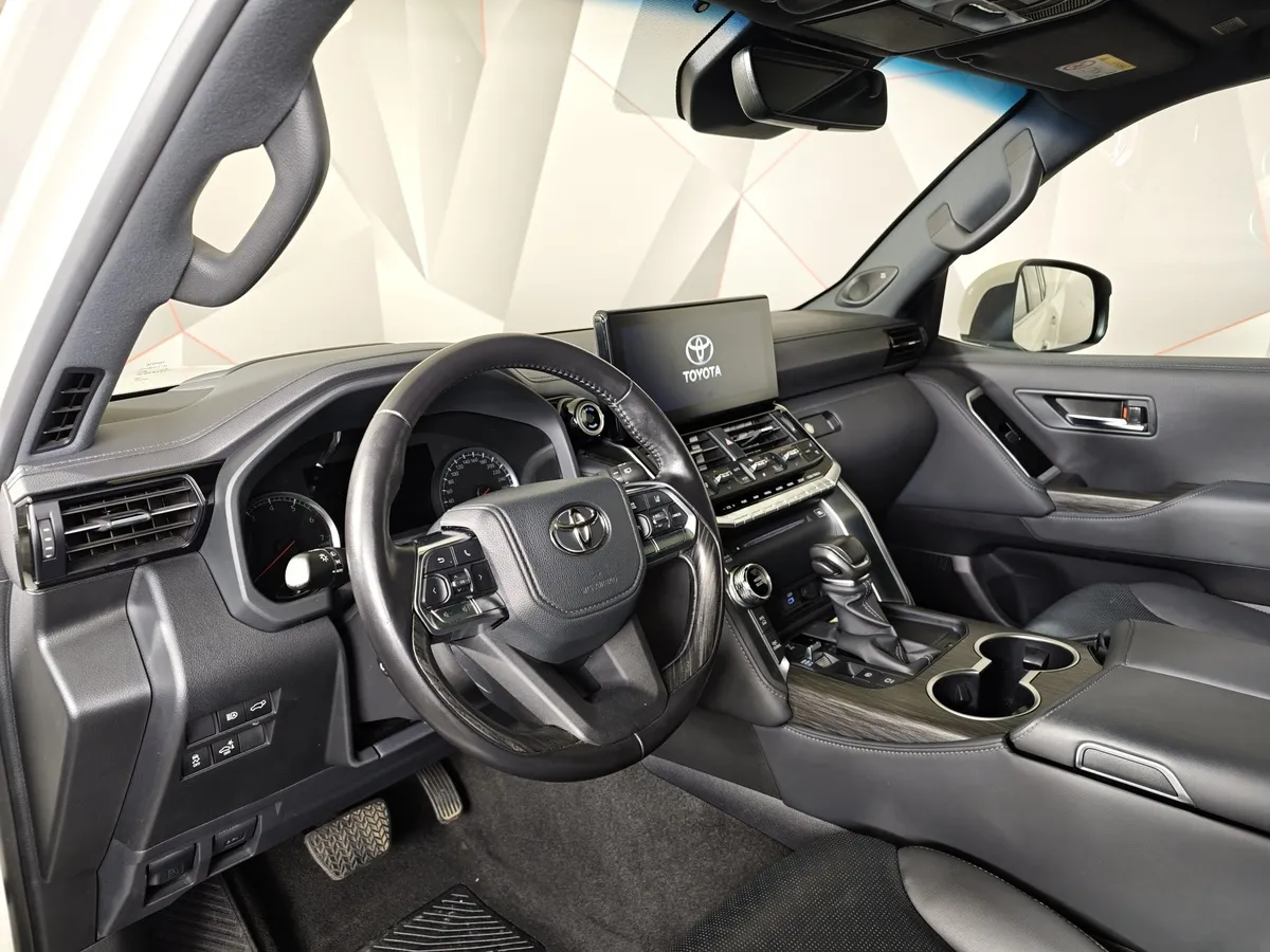 Toyota Land Cruiser 3.5 V6 AT 4WD (415 л.с.) Белый в АВИЛОН. Слайд №19