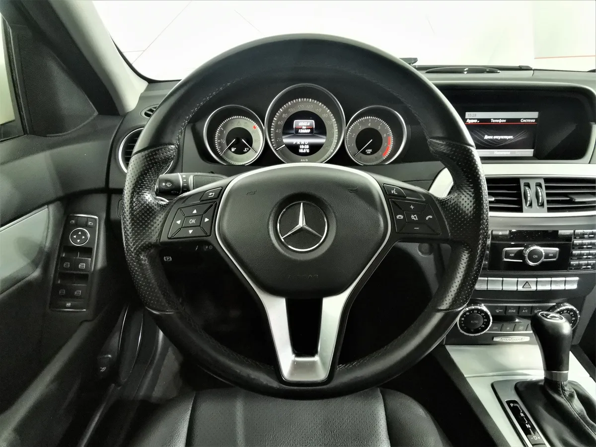 Mercedes-Benz C-Класс C 180 7G-Tronic Plus (156 л.с.) Белый в АВИЛОН. Слайд №19
