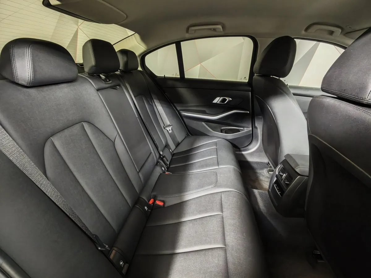 BMW 3 серия 318i Steptronic (156 л.с.) SE Серый в АВИЛОН. Слайд №14
