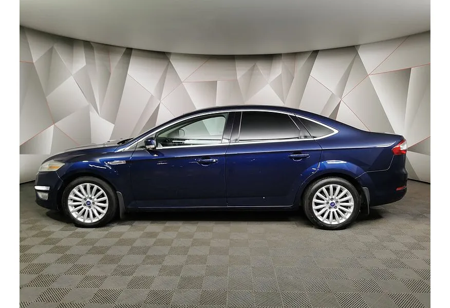 LIVE. Слайд №3