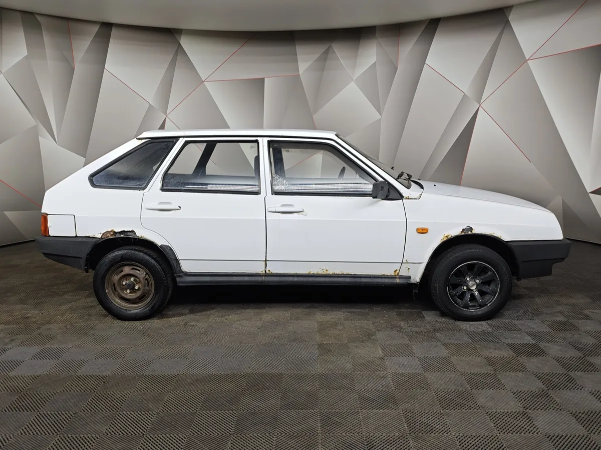 ВАЗ (Lada) 2109 2109 MT (64 л.с.) Белый в АВИЛОН. Слайд №6
