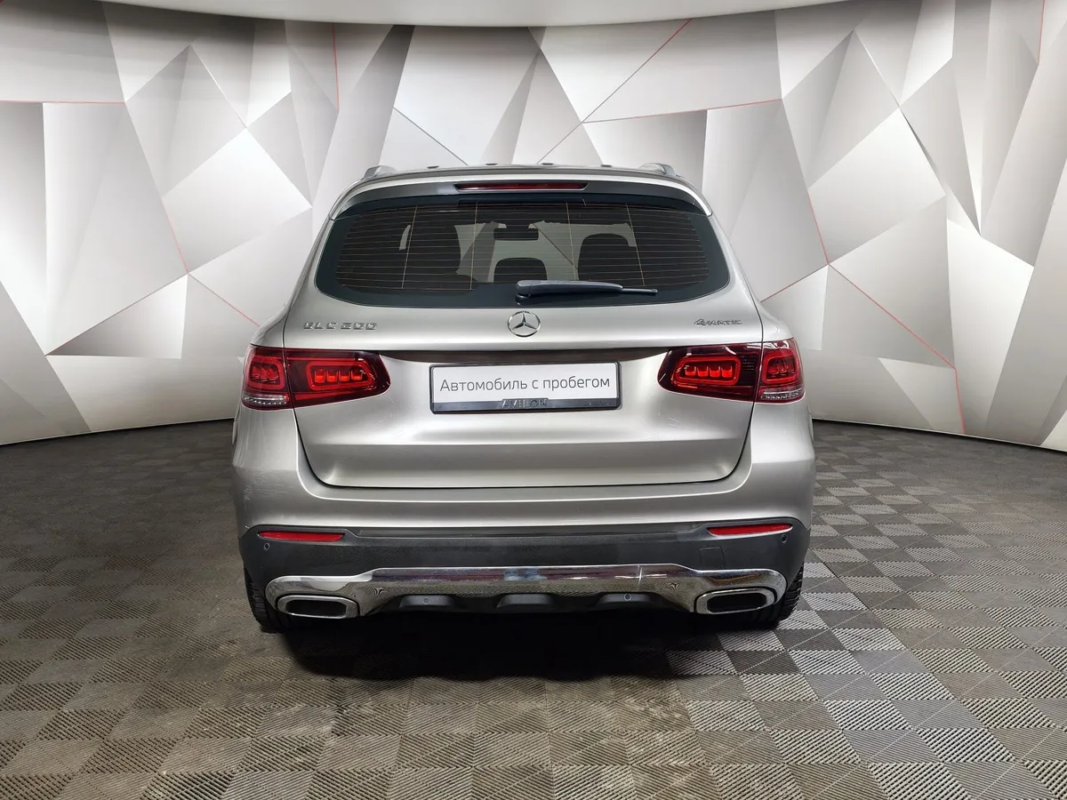 Mercedes-Benz GLC 200 9G-TRONIC 4MATIC (197 л.с.) Premium Серый в АВИЛОН. Слайд №8