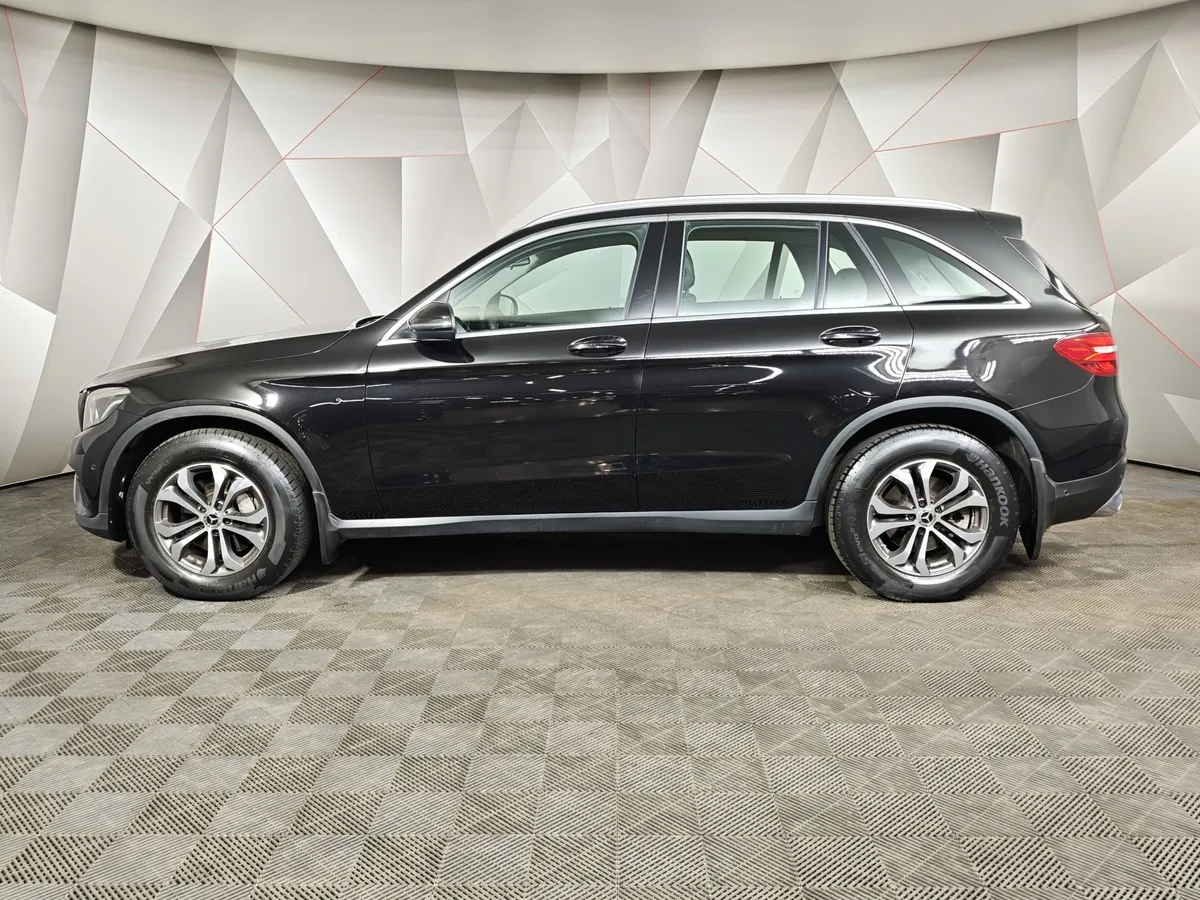 Mercedes-Benz GLC 250 9G-TRONIC 4MATIC (211 л.с.) Premium Черный в АВИЛОН. Слайд №5