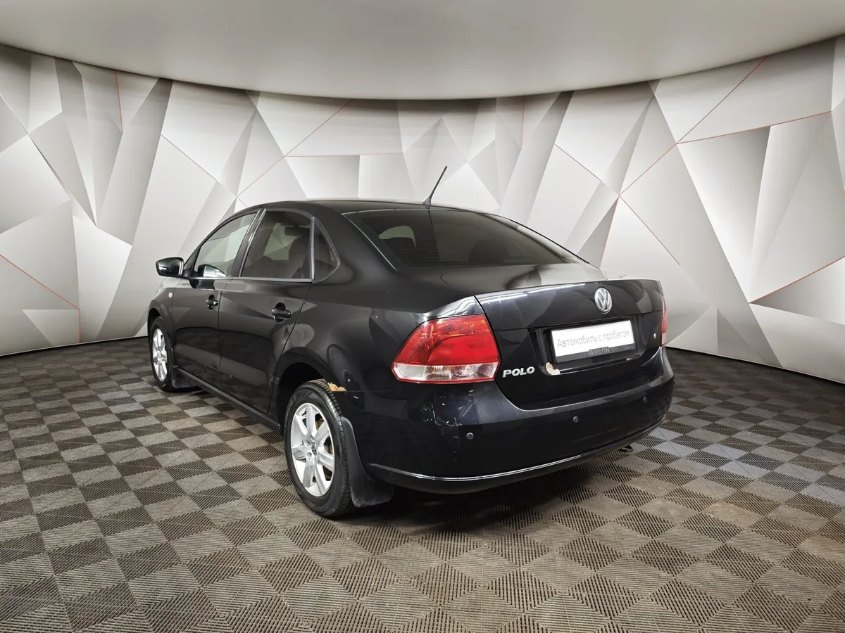 Volkswagen Polo 1.6 MPI AT (110 л.с.) Highline Черный в АВИЛОН. Слайд №4