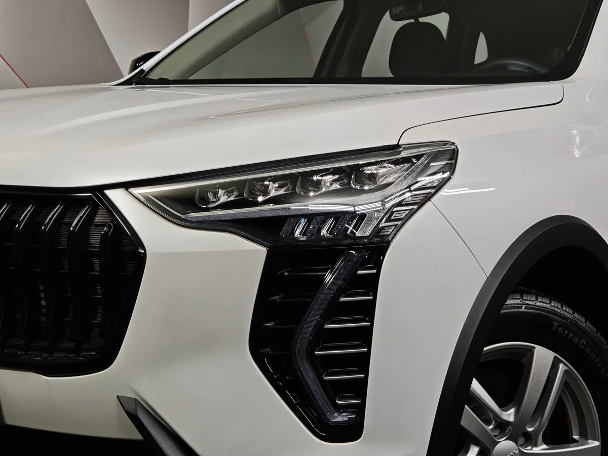 Haval Jolion 1.5 DCT 4WD (150 л.с.) Premium Белый в АВИЛОН. Слайд №10