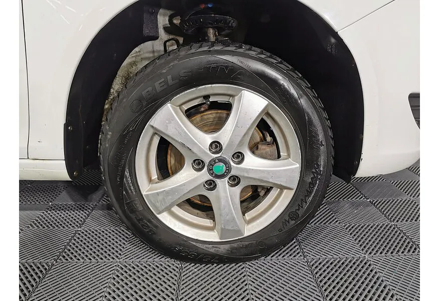 АВИЛОН - Skoda Fabia 1.2 MT (70 л.с.) Белый - slide 15