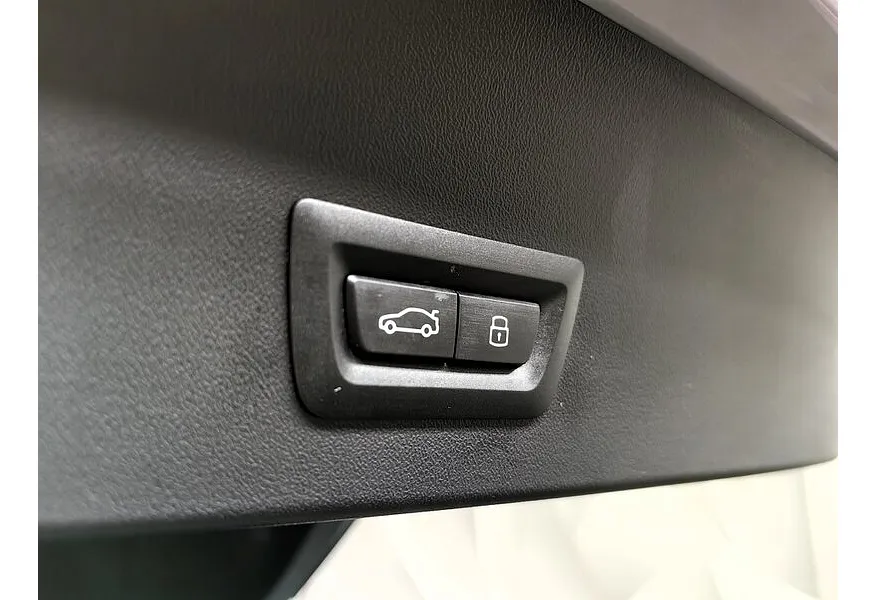 BMW X3 xDrive30L AT (258 л.с.) Серый в АВИЛОН. Слайд №23