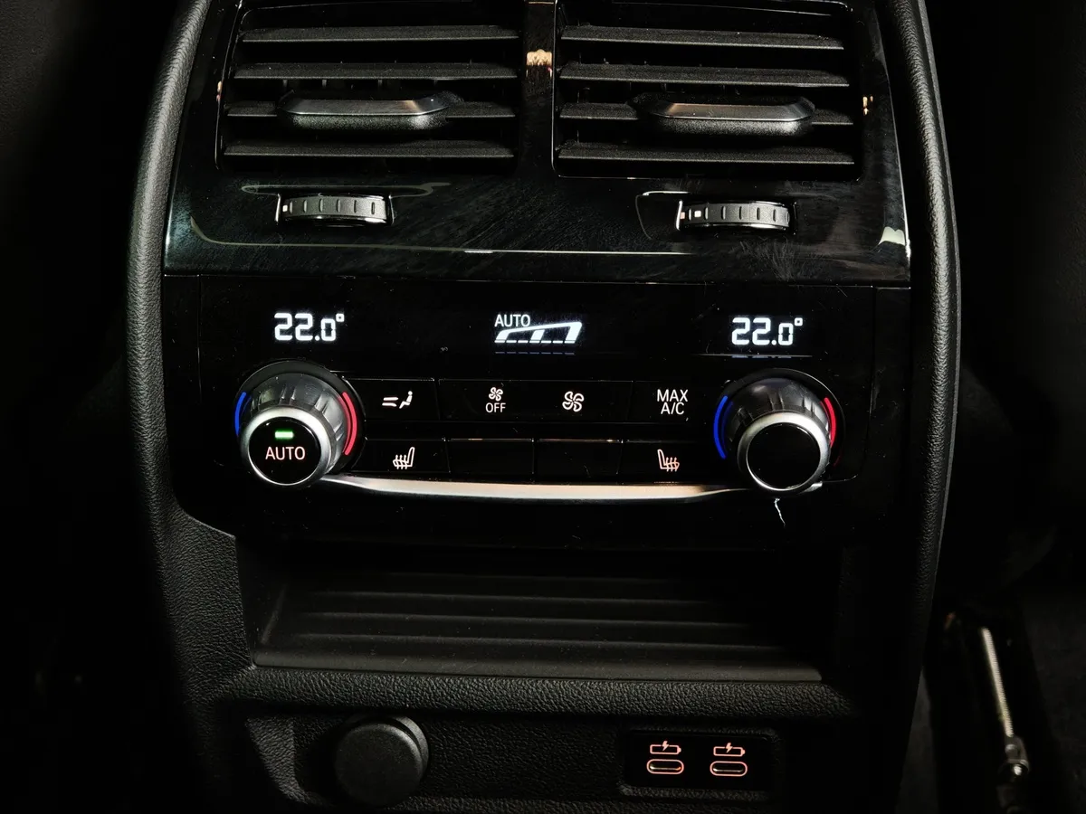 BMW M5 4.4 Steptronic xDrive (625 л.с.) SE Черный в АВИЛОН. Слайд №20