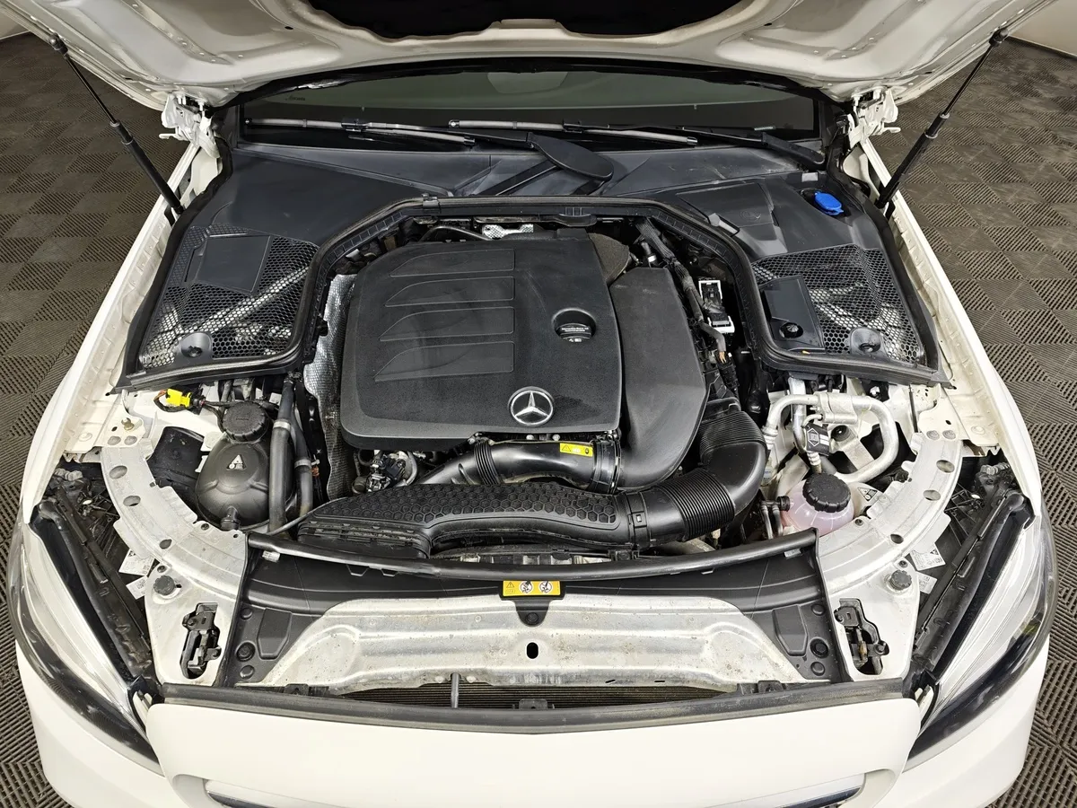 Mercedes-Benz C-Класс C 200 9G-TRONIC 4MATIC (190 л.с.) Sport Белый в АВИЛОН. Слайд №10