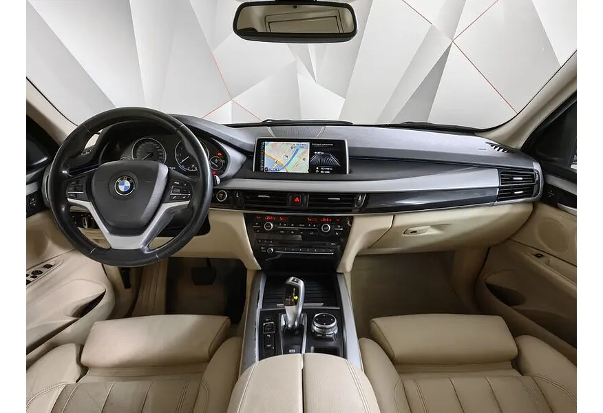 BMW X5 xDrive35i Steptronic (306 л.с.) Белый в АВИЛОН. Слайд №11