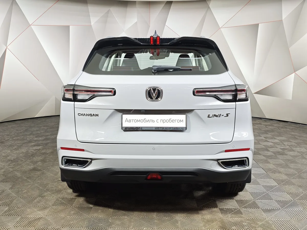 Changan UNI-S 1.5T 7DCT 2WD (181 л.с.) Tech Серый в АВИЛОН. Слайд №8