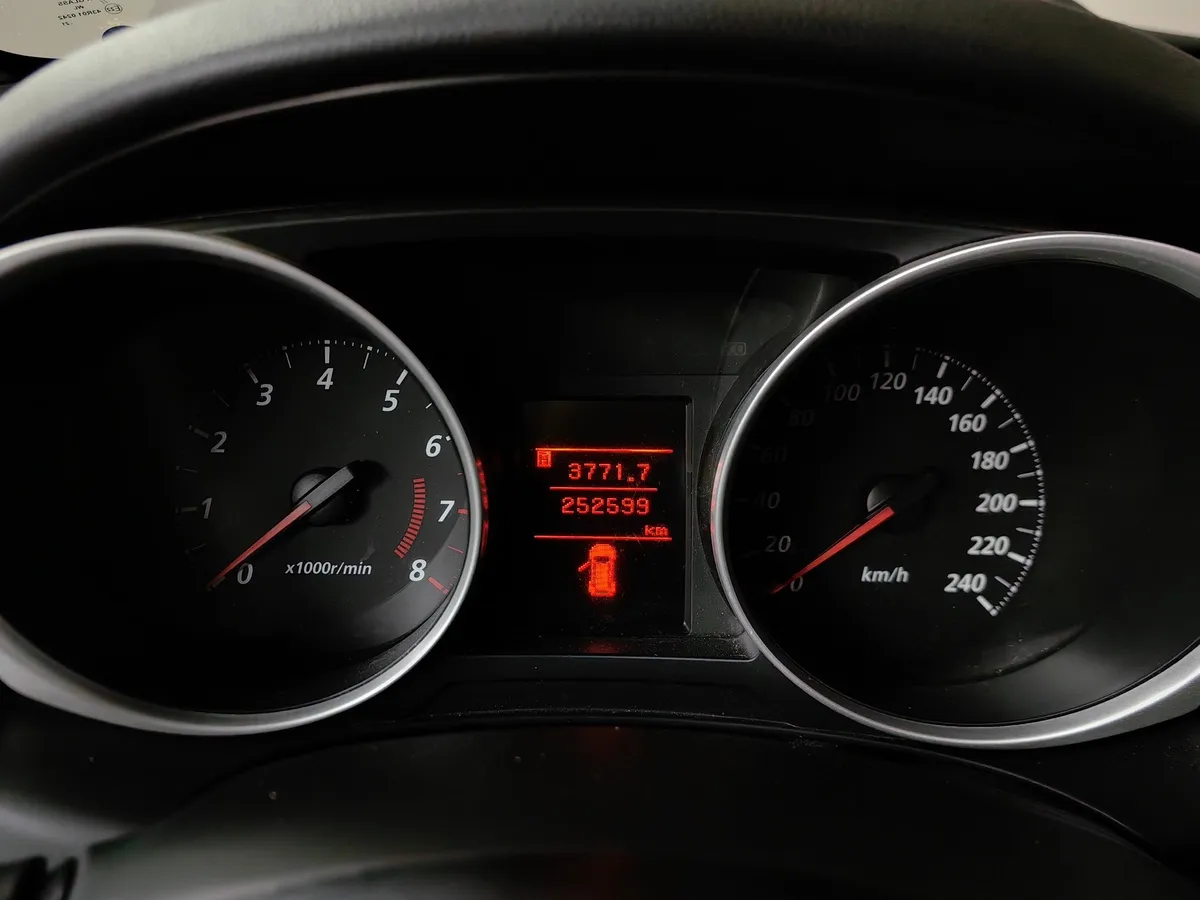 Mitsubishi ASX 1.6 MT 2WD (117 л.с.) Белый в АВИЛОН. Слайд №15