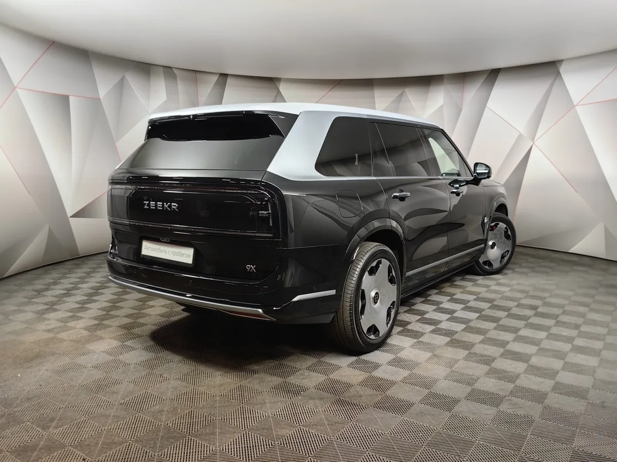 Zeekr 9X 2.0h AT 4WD (1177 л.с.) Ultra Черный в АВИЛОН. Слайд №2