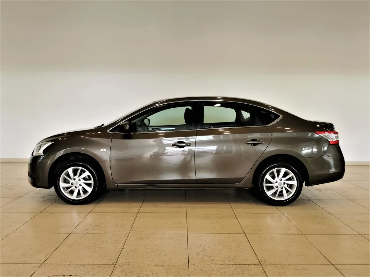Nissan Sentra 1.6 CVT (117 л.с.) Коричневый в АВИЛОН. Слайд №5
