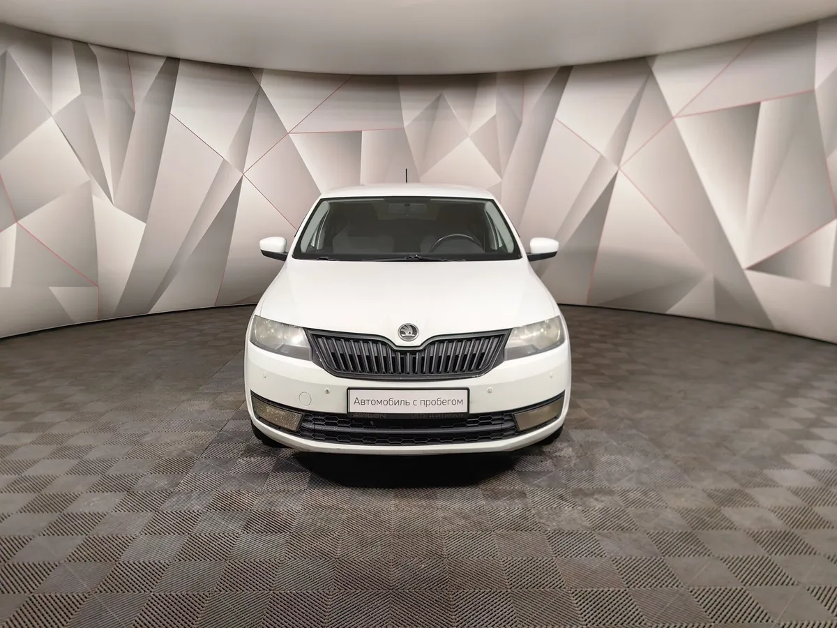 Skoda Rapid 1.4 TSI DSG (125 л.с.) Active Белый в АВИЛОН. Слайд №7