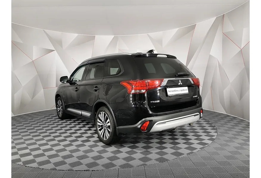 АВИЛОН - Mitsubishi Outlander 2.0 CVT (146 л.с.) Черный - slide 6