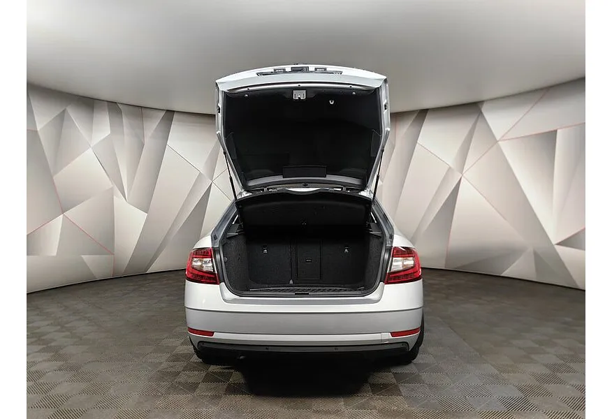 Skoda Octavia 1.4 TSI DSG (150 л.с.) Ambition Серебристый в АВИЛОН. Слайд №19