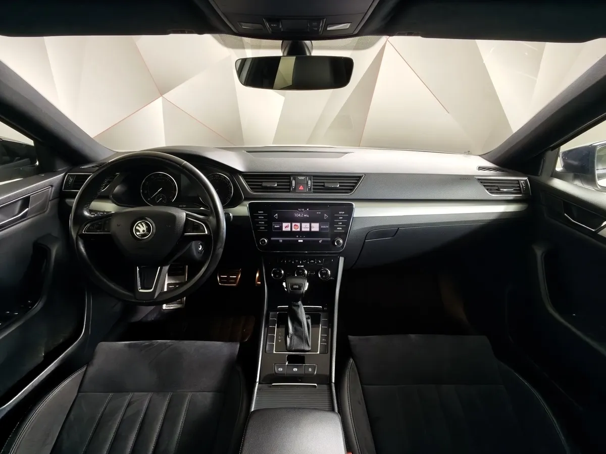 Skoda Superb 1.8 TSI DSG (180 л.с.) Белый в АВИЛОН. Слайд №14