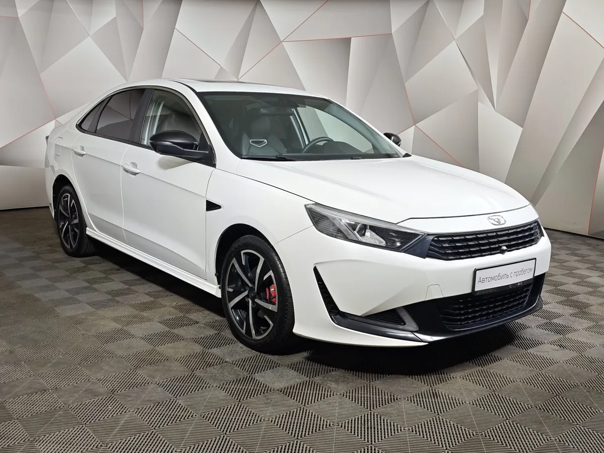 Kaiyi E5 1.5 CVT 2WD (147 л.с.) Luxury Белый в АВИЛОН. Слайд №3