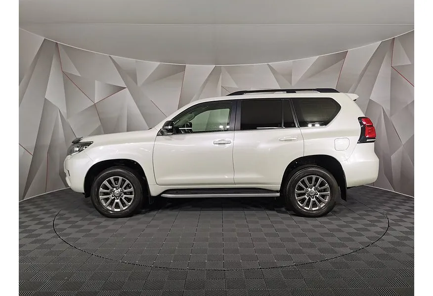 АВИЛОН - Toyota Land Cruiser Prado 2.8 D AT 4WD (5 мест) (177 л.с.) Комфорт Белый - slide 2