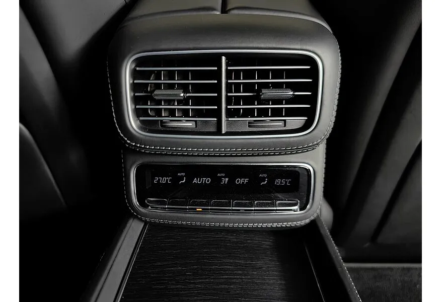 Mercedes-Benz GLS 600 9G-Tronic 4Matic (558 л.с.) Черный в АВИЛОН. Слайд №28