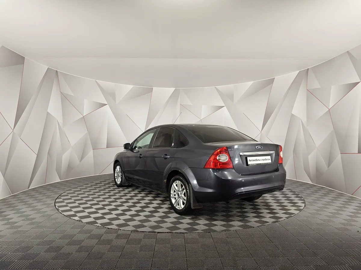 Ford Focus 1.6 AT (101 л.с.) Ghia Серый в АВИЛОН. Слайд №4