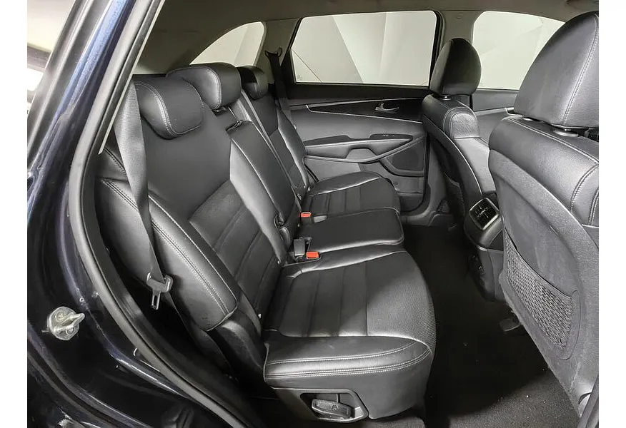 Kia Sorento 2.4 GDI AT AWD (188 л.с.) Prestige Синий в АВИЛОН. Слайд №16