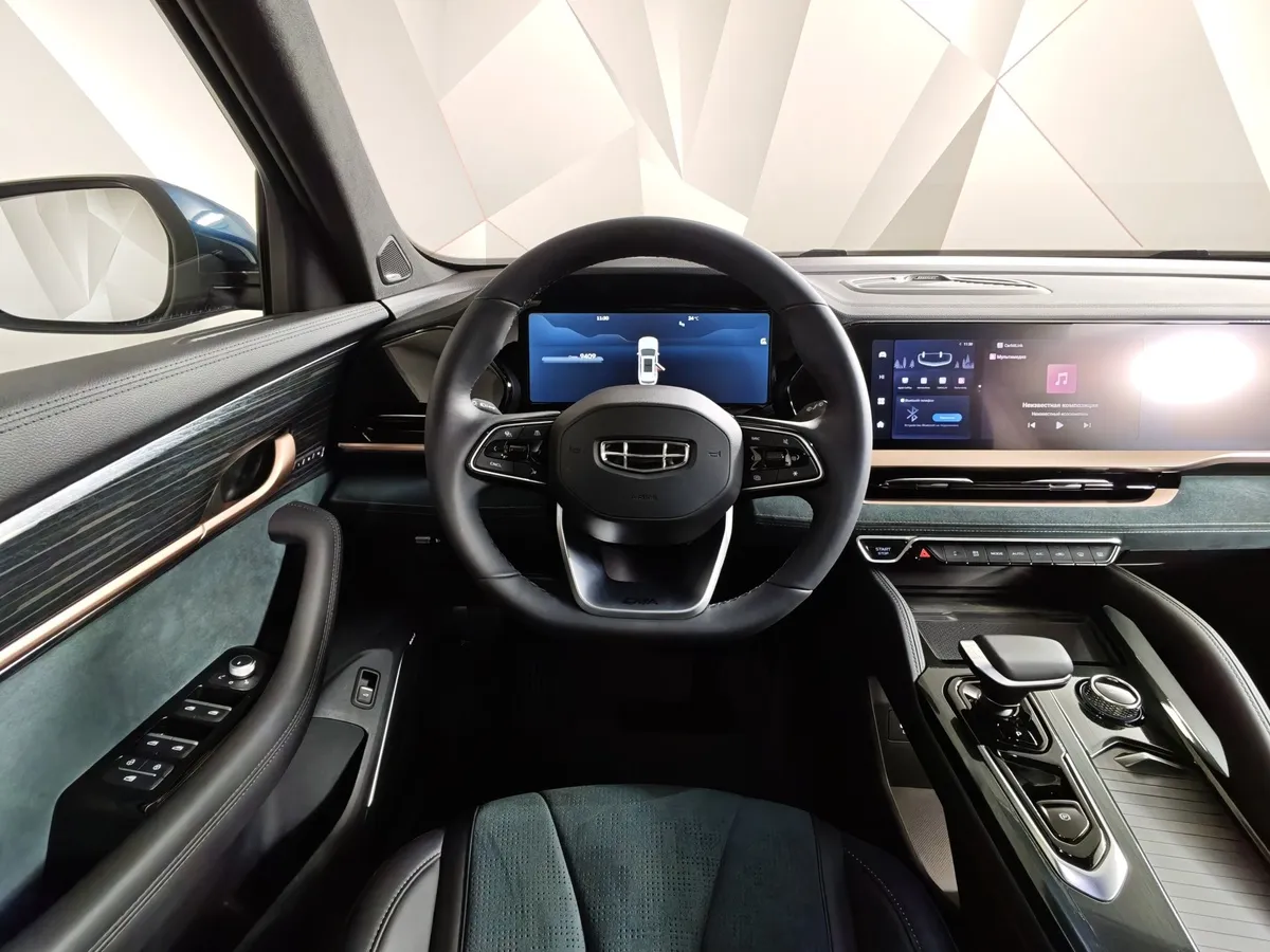 Geely Monjaro 2.0T 8AT 4WD (238 л.с.) Exclusive LE Синий в АВИЛОН. Слайд №20