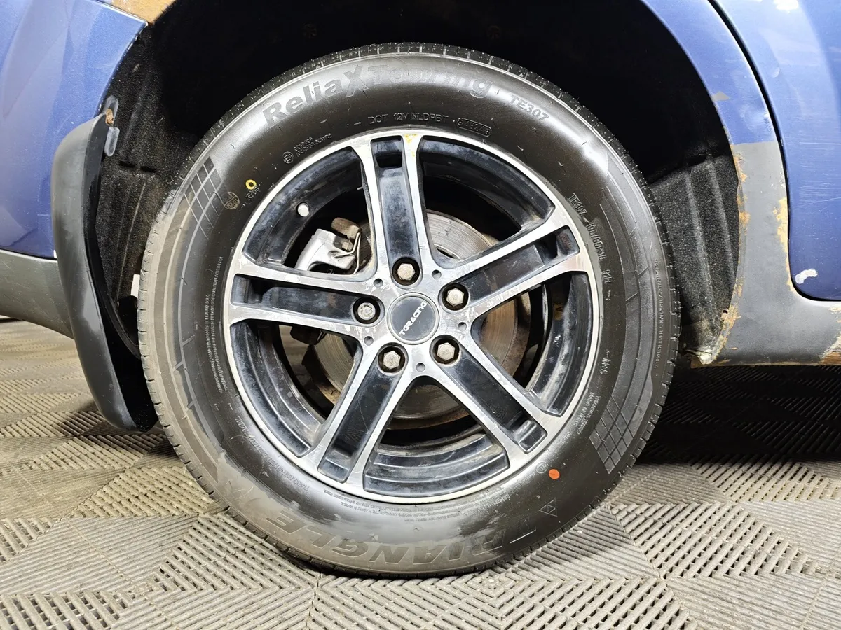 Ford Focus 1.6 AT (101 л.с.) Ghia Синий в АВИЛОН. Слайд №9