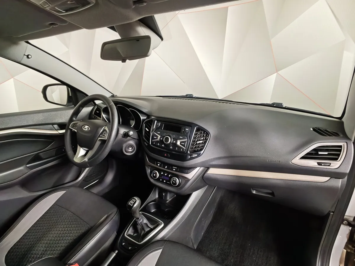 ВАЗ (Lada) Vesta 1.8 MT (122 л.с.) Белый в АВИЛОН. Слайд №13